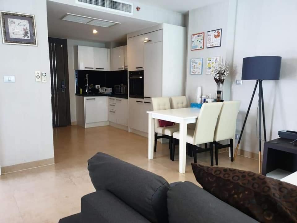 Centara Avenue 2 Bedrooms Pool View Pattaya ภายนอก รูปภาพ
