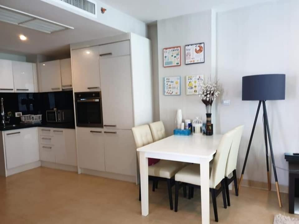 Centara Avenue 2 Bedrooms Pool View Pattaya ภายนอก รูปภาพ
