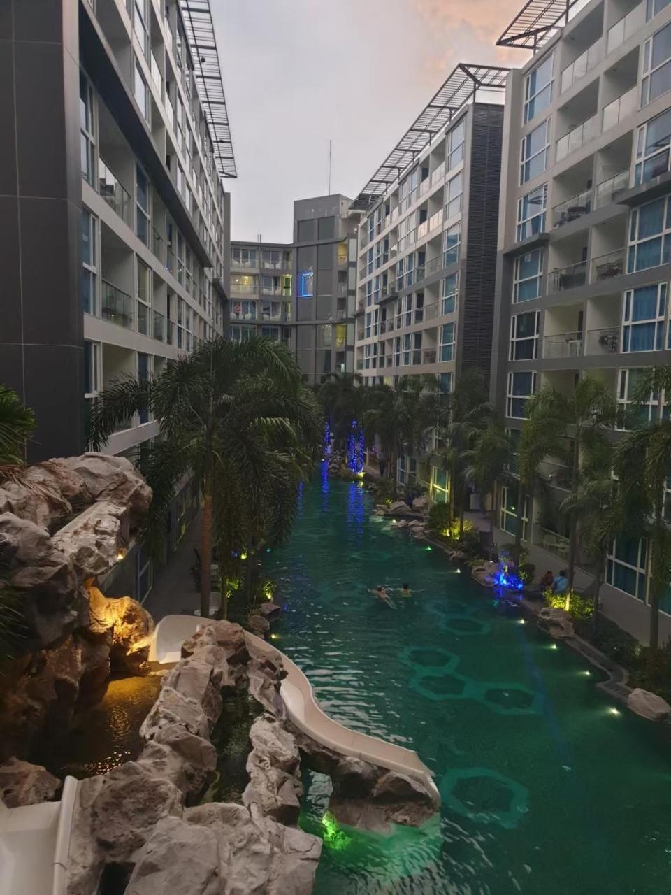 Centara Avenue 2 Bedrooms Pool View Pattaya ภายนอก รูปภาพ